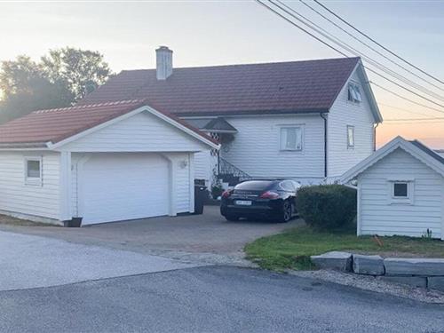 Sommerhus - 10 personer -  - Vesttomtane - 6985 - Atløy