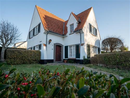 Holiday Home/Apartment - 6 persons -  - De Haan - 8420