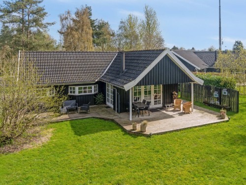 Fritidshus - 6 personer -  - Egernstien - Marielyst - 4873 - Væggerløse