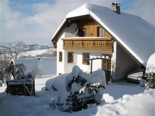 Holiday Home/Apartment - 2 persons -  - Hochstrasse - 57392 - Schmallenberg-Holthausen