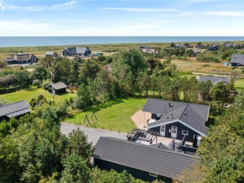 Holiday Home/Apartment - 8 persons -  - Strandparken - 6857 - Blåvand