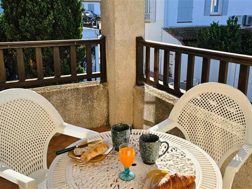 Holiday Home/Apartment - 3 persons -  - 13460 - Saintes-Maries-De-La-Mer