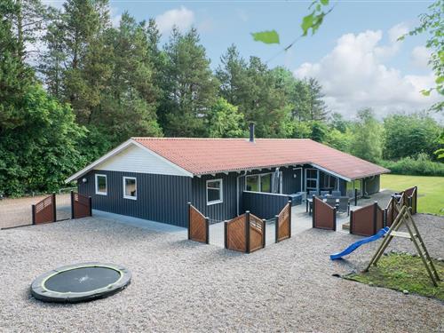 Holiday Home/Apartment - 8 persons -  - Fyrrelunden - Jegum - 6840 - Oksbøl