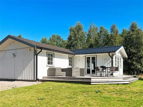 Sommerhus - 4 personer -  - Stenkullen, Skyarp - 51295 - Håcksvik