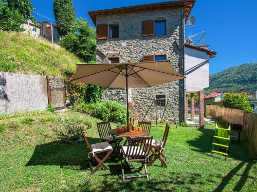 Ferielejlighed - 8 personer -  - Via Magenta - 55022 - Benabbio