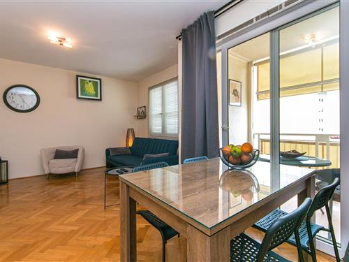 Holiday Home/Apartment - 3 persons -  - Makarska - 21300 - Makarska