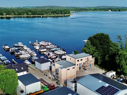 Feriesenter - 6 personer -  - Neubau, WLAN, Parkplatz - 14542 - Werder An Der Havel