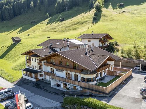 Holiday apartment - 8 persons -  - 6167 - Neustift Im Stubaital