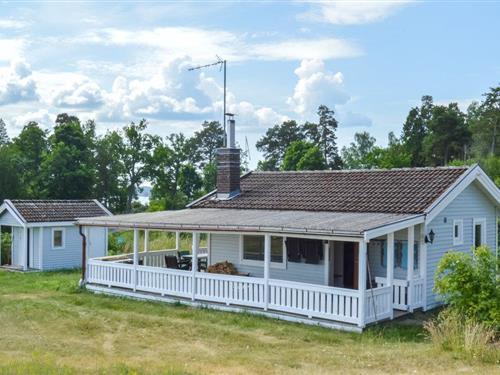 Fritidshus - 6 personer -  - Söderängsvägen - 647 91 - Mariefred