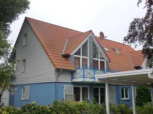 Holiday Home/Apartment - 4 persons -  - Lindenstrasse - 18374 - Seeheilbad Zingst