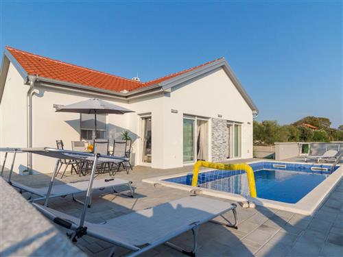 Holiday home - 6 persons -  - Privlaka - 23233