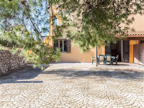 Ferieleilighet - 6 personer -  - Torre Vado - 73040