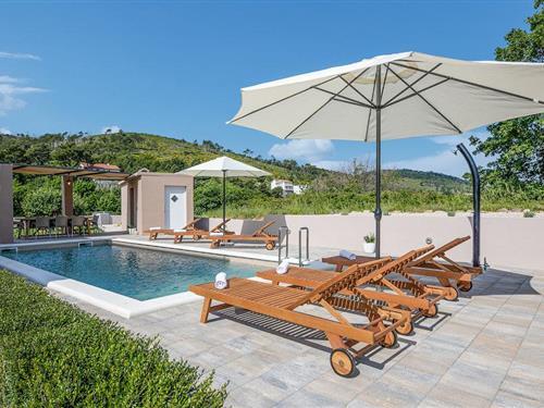 Sommerhus - 10 personer -  - Put Racnika - Omis-Tugare - 21252 - Tugare