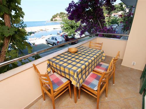 Holiday Home/Apartment - 5 persons -  - Podgora - 21327 - Podgora