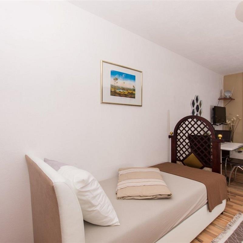 Ferielejlighed - 3 personer -  - 21223 - Okrug Gornji