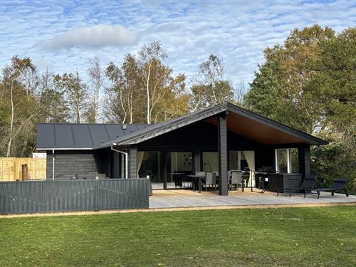 Sommerhus - 10 personer -  - Vibevej - Fjellerup - 8585 - Glesborg