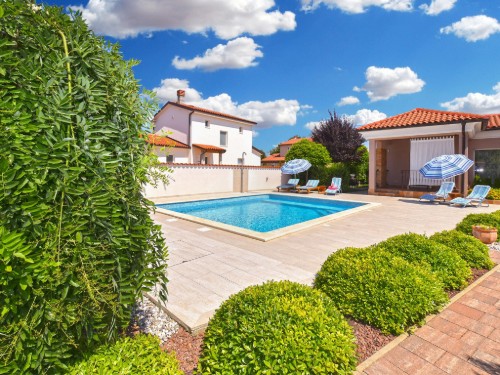 Ferienhaus - 8 Personen -  - 52212 - Pula