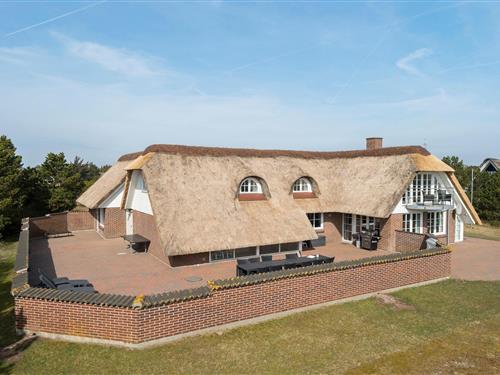Sommerhus - 10 personer -  - Per Knoldsvej - 6857 - Blåvand