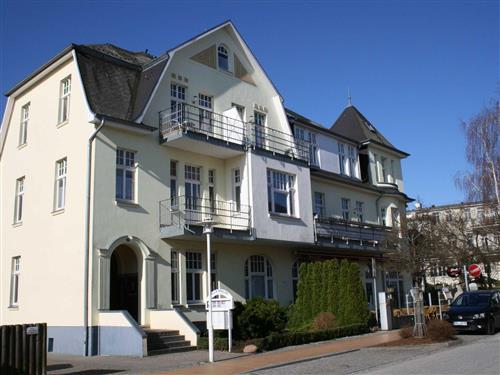 Holiday Home/Apartment - 12 persons -  - Waldstraße - 17429 - Bansin (Seebad)