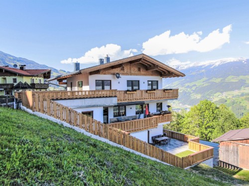 Holiday apartment - 5 persons -  - 6283 - Hippach