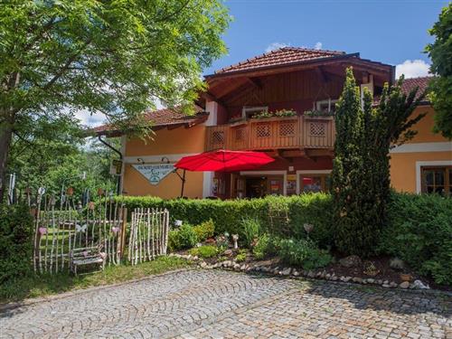 Ferieleilighet - 4 personer -  - Bahnhofstraße - 93462 - Lam