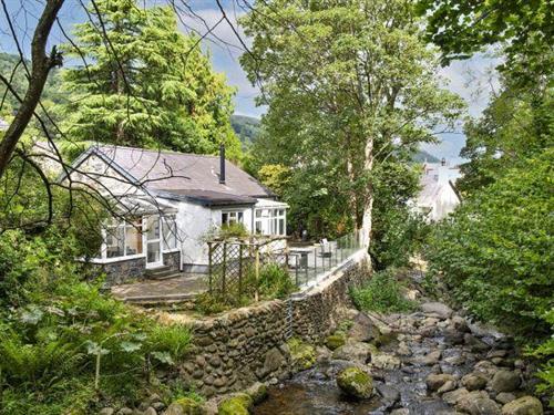 Holiday home - 5 persons -  - LL32 8YR - Rowen