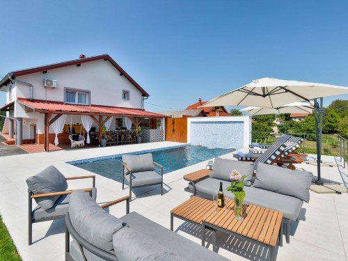Holiday home - 6 persons -  - Vinogradska ulica - Varazdin-Vrtlinovec - 42223 - Vrtlinovec