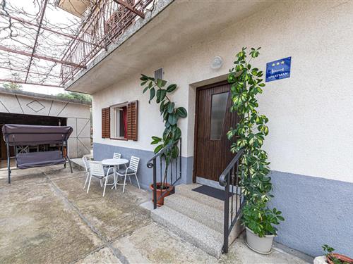 Ferienhaus - 4 Personen -  - Ulica Svetog Lazara - 21220 - Trogir