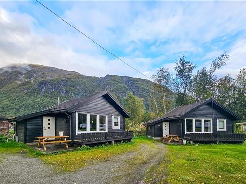 Feriehus - 5 personer -  - Kyrkjevegen 24 nr. - 5760 - Røldal