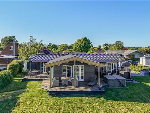 Ferienhaus - 6 Personen -  - Kystvænget - 7130 - Juelsminde