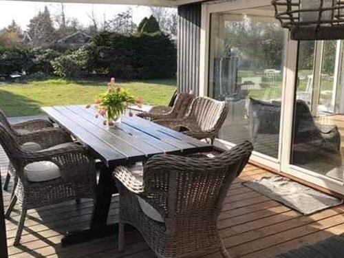 Holiday home - 8 persons -  - Rødstjertvej - 3120 - Dronningmølle
