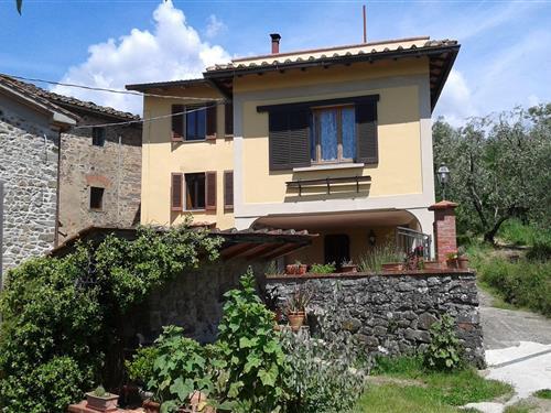 Villa - 6 personer -  - 51010 - Marliana