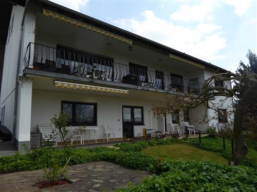 Ferienhaus - 3 Personen -  - Am Donnersberg - 64720 - Michelstadt