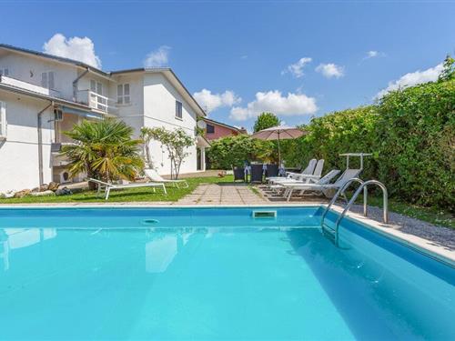 Sommerhus - 8 personer -  - VIA MALPAGA ( LOC. MALPAGA) - 29121 - Piacenza