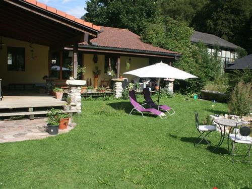 Holiday Home/Apartment - 8 persons -  - Hauptstrasse - 1656 - Im Fang