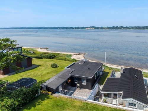 Fritidshus - 4 personer -  - Strandvejen 35 B - Hvalpsund - 9640 - Farsø