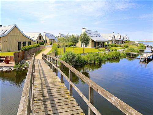 Holiday home - 6 persons -  - Tholen - 4691 PV