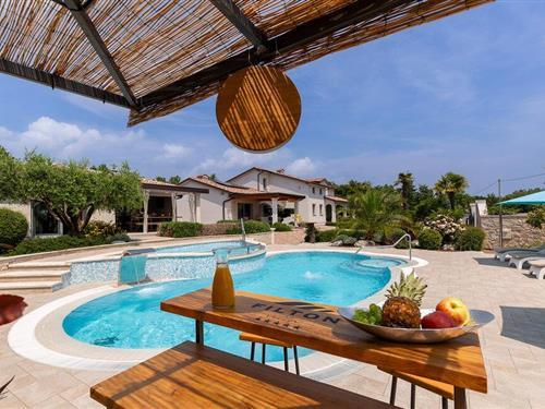 Holiday home - 12 persons -  - Markovici - Visnjan-Vizinada - 52447 - Vizinada