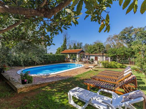 Holiday home - 8 persons -  - Pula/Vodnjan - 52215