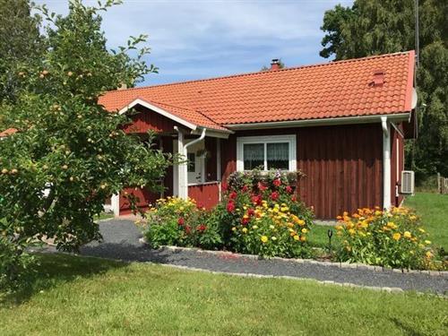 Holiday home - 5 persons -  - Gässemåla Mellangård - 360 10 - Ryd