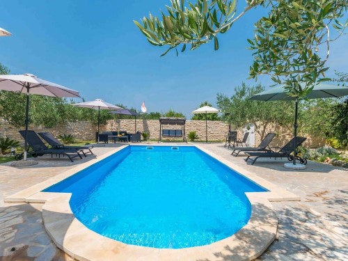 Holiday apartment - 4 persons -  - Bosutska - 23210 - Biograd Na Moru