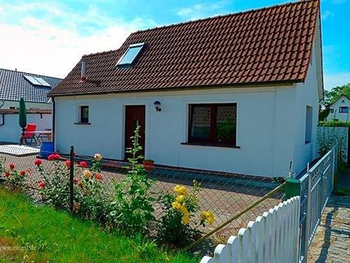 Holiday Home/Apartment - 3 persons -  - Boddenhörn - 18374 - Zingst