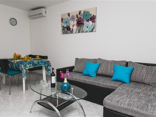 Holiday Home/Apartment - 6 persons -  - 11. Ulica - 23235 - Vrsi