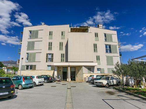 Holiday Home/Apartment - 2 persons -  - Basaricekova ulica - 51260 - Crikvenica