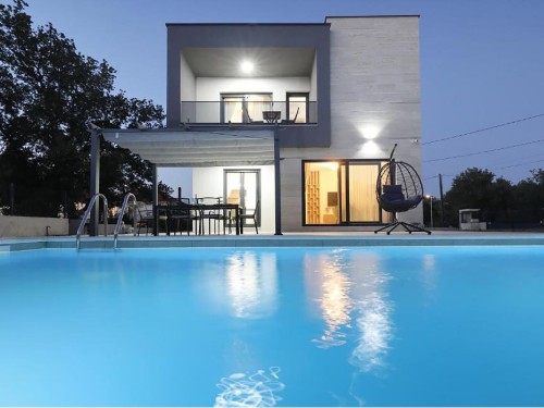 Feriehus - 6 personer -  - P.hr.branit. Marina Jeraka - Zadar-Debeljak - 23206 - Debeljak