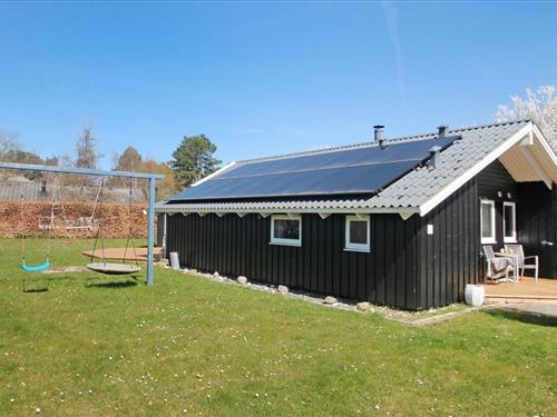 Holiday home - 8 persons -  - Vilhelmsvej - Reersø - 4281 - Gørlev