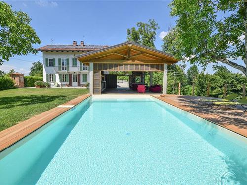 Holiday home - 12 persons -  - Regione Bricco Morra - 14010 - Cantarana