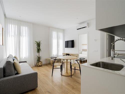 Ferienhaus - 5 Personen -  - 28009 - Madrid