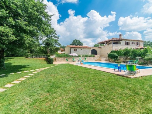Villa - 8 persons -  - 52444 - Tinjan