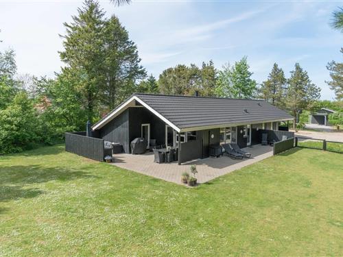 Holiday Home/Apartment - 8 persons -  - Nordskrænten - Jegum - 6840 - Oksbøl